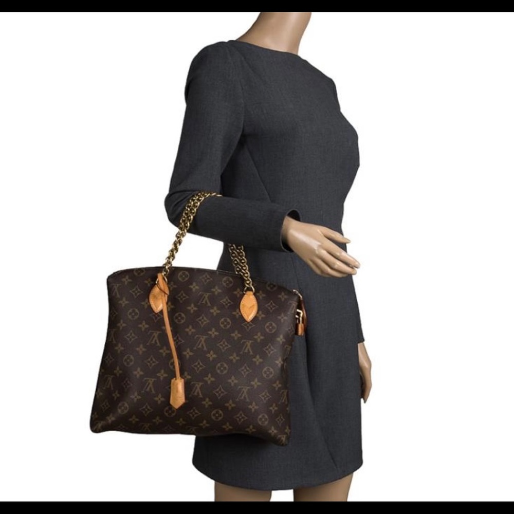 Used runway edition bag. Authentic. Has some dirt on inside of bag